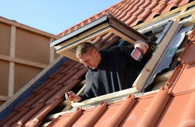 Pose de fenêtres de toit Velux à Vénérieu